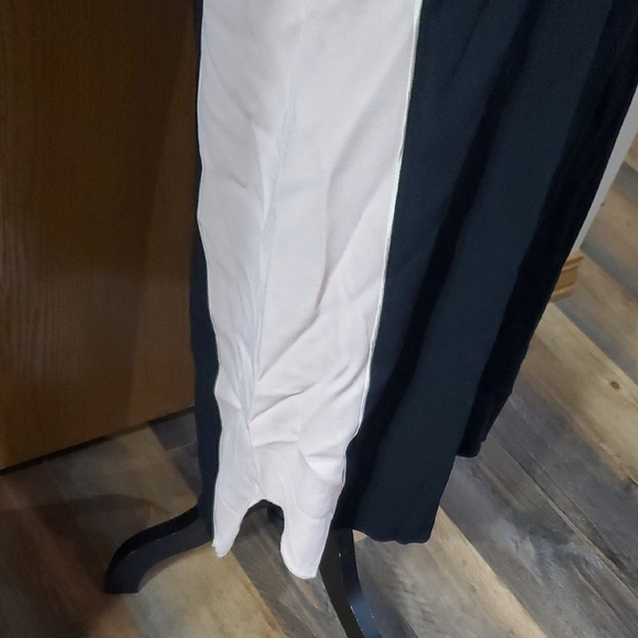 Wilfred High Low Tank Maxi Dress in Black and White - Picture 3 of 7